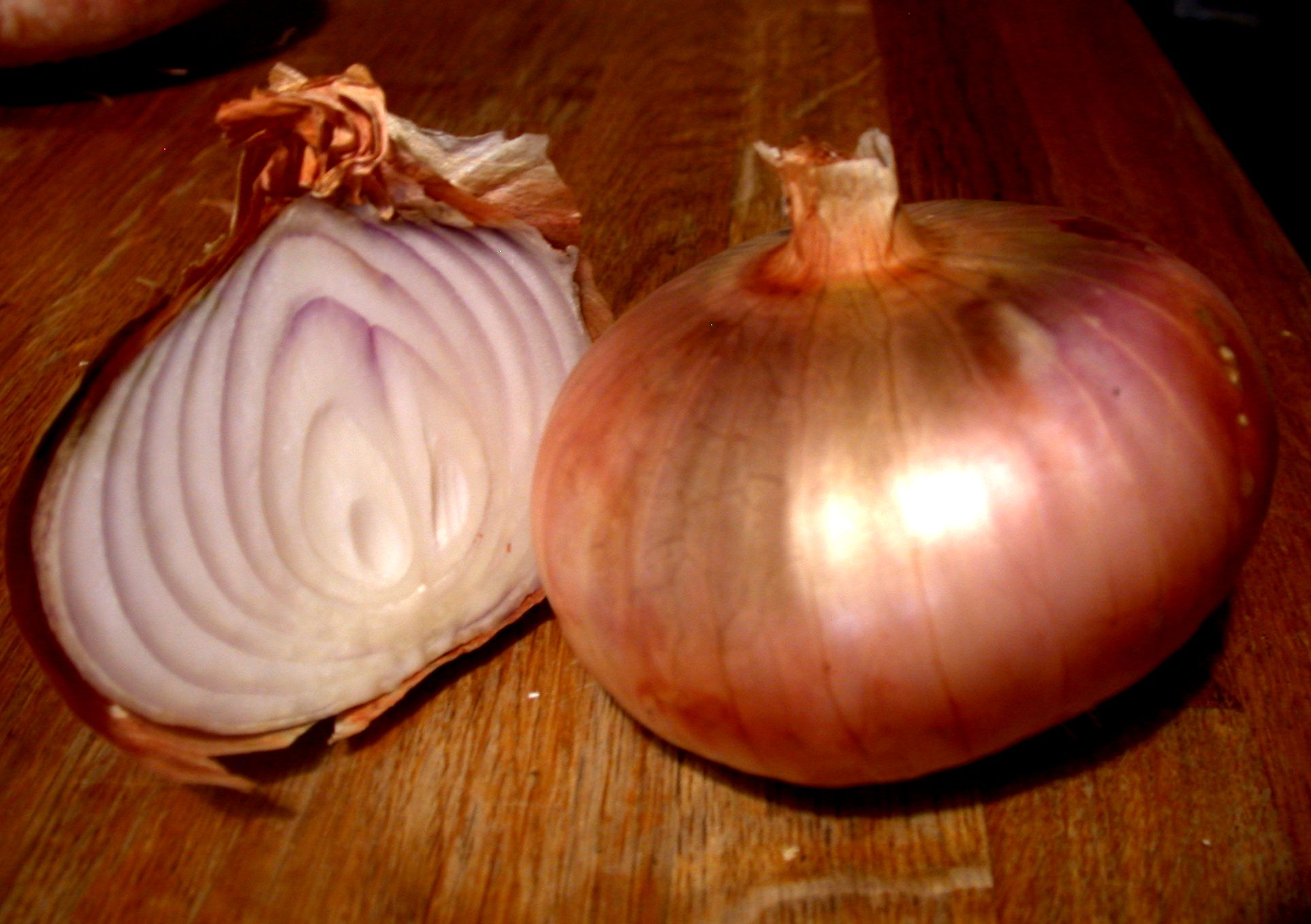 ‘Rouge Pale de Niort’ onion
