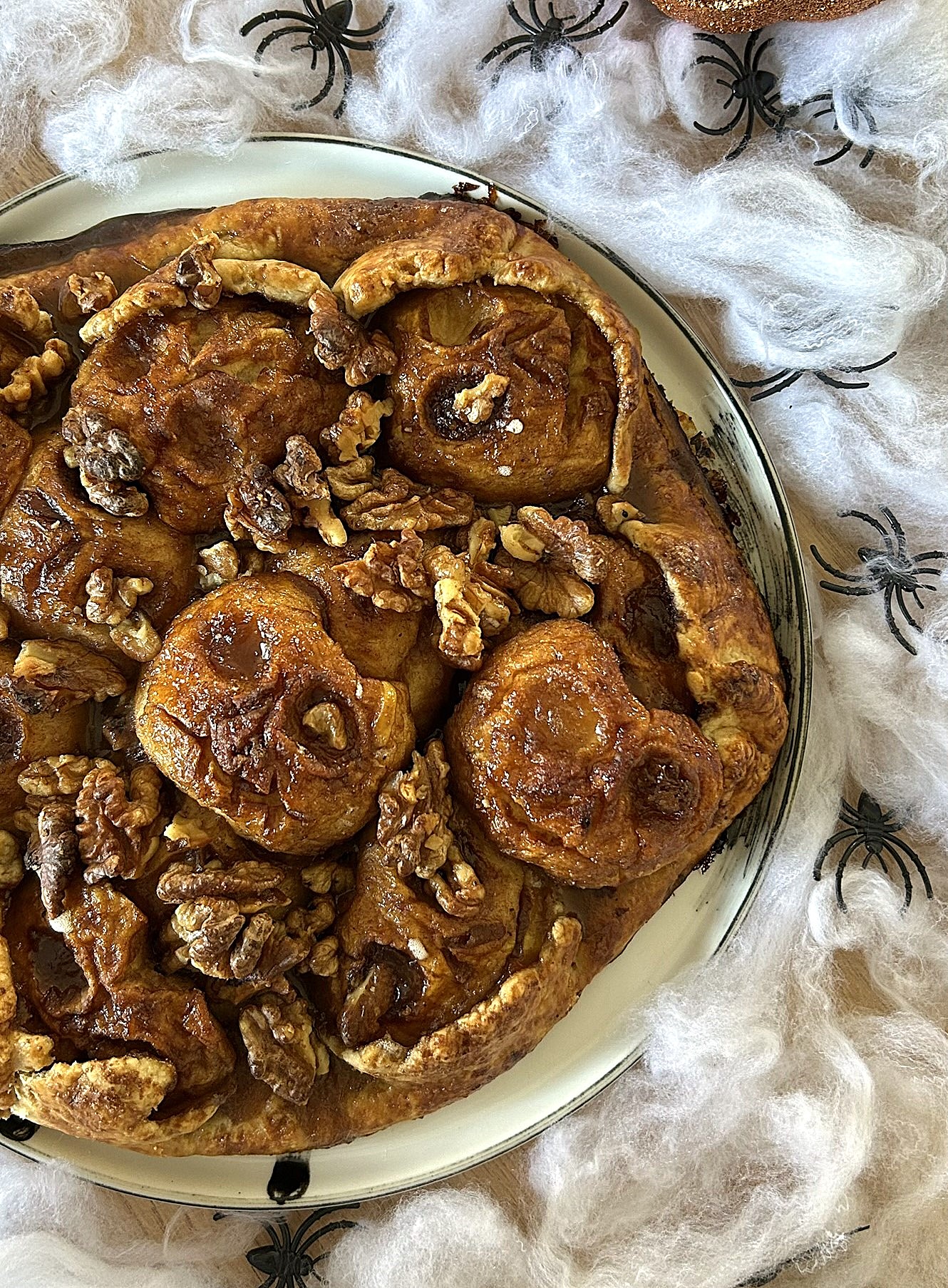 Tarte d’Halloween terrifiante aux Pommes du Limousin AOP et Noix du Périgord AOP